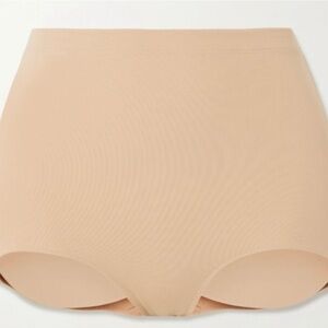 ISO - SKIMS BUTT ENHANCING PADDED BRIEF XXS